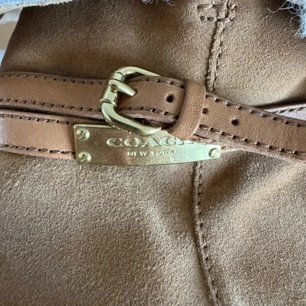 Coach tan wedge faux fur boots size 8